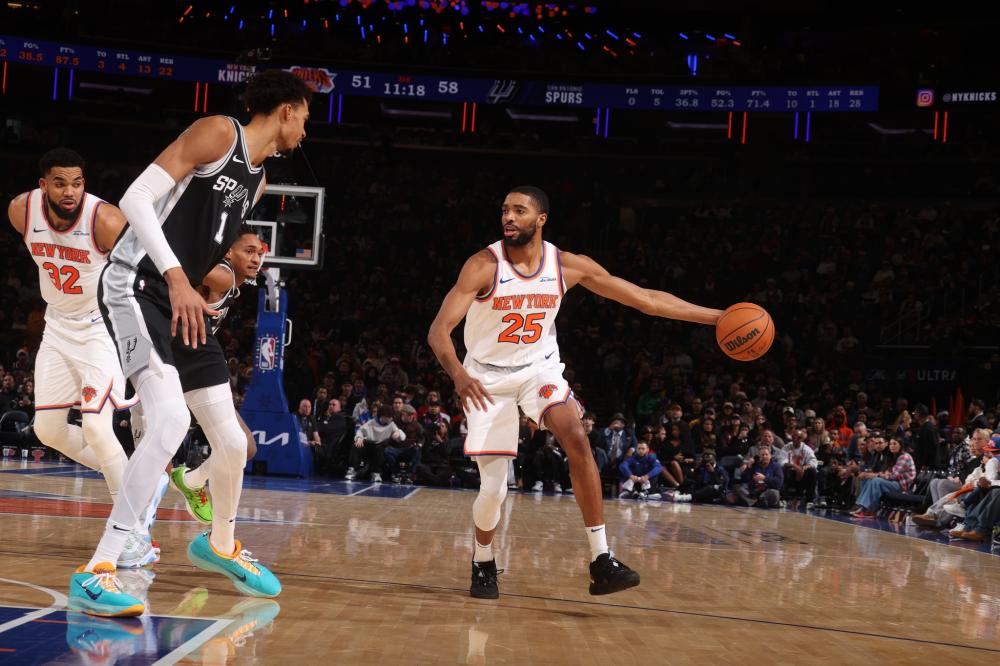 以微弱优势 以微弱优势