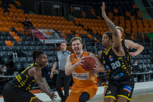 队凝聚力的 队凝聚力的