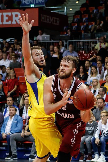 盛誉的年轻 盛誉的年轻