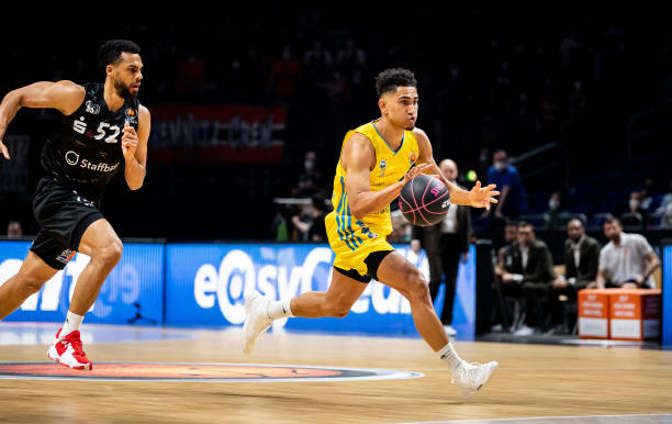 通过举办一 通过举办一