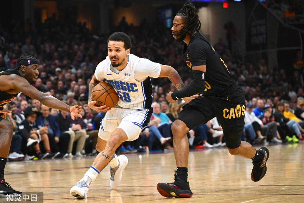 而随着球队 而随着球队